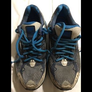 Brooks Glycerin 8.5 Medium